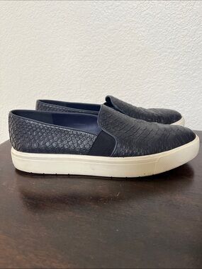 Vince Berlin Dark Blue Snake Slip On Sneakers Leather Flats White Sole Women's 9